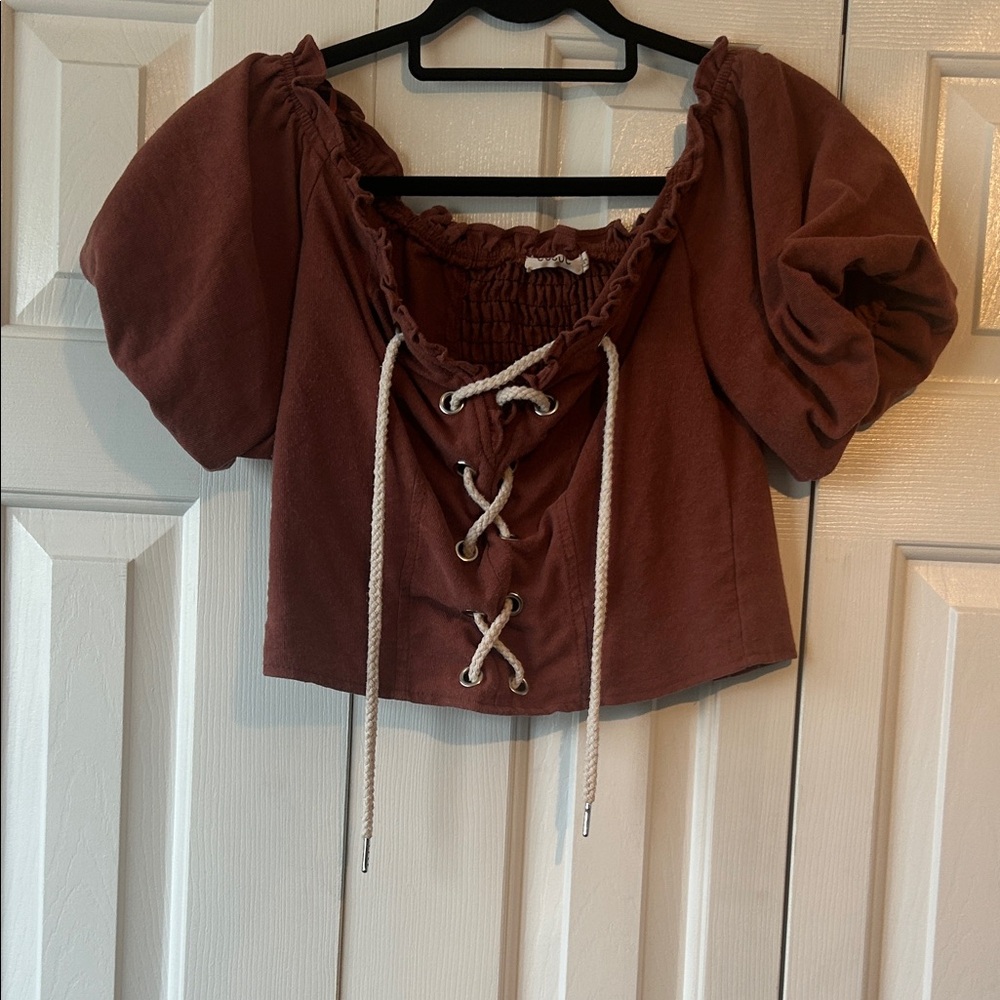 Essue Rust Lace-Up Puff Sleeve Blouse